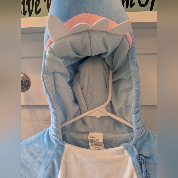 🦈 Hyde & EEK! Kid's Shark Costume; Size: 4T - 5T - Picture 5 of 10